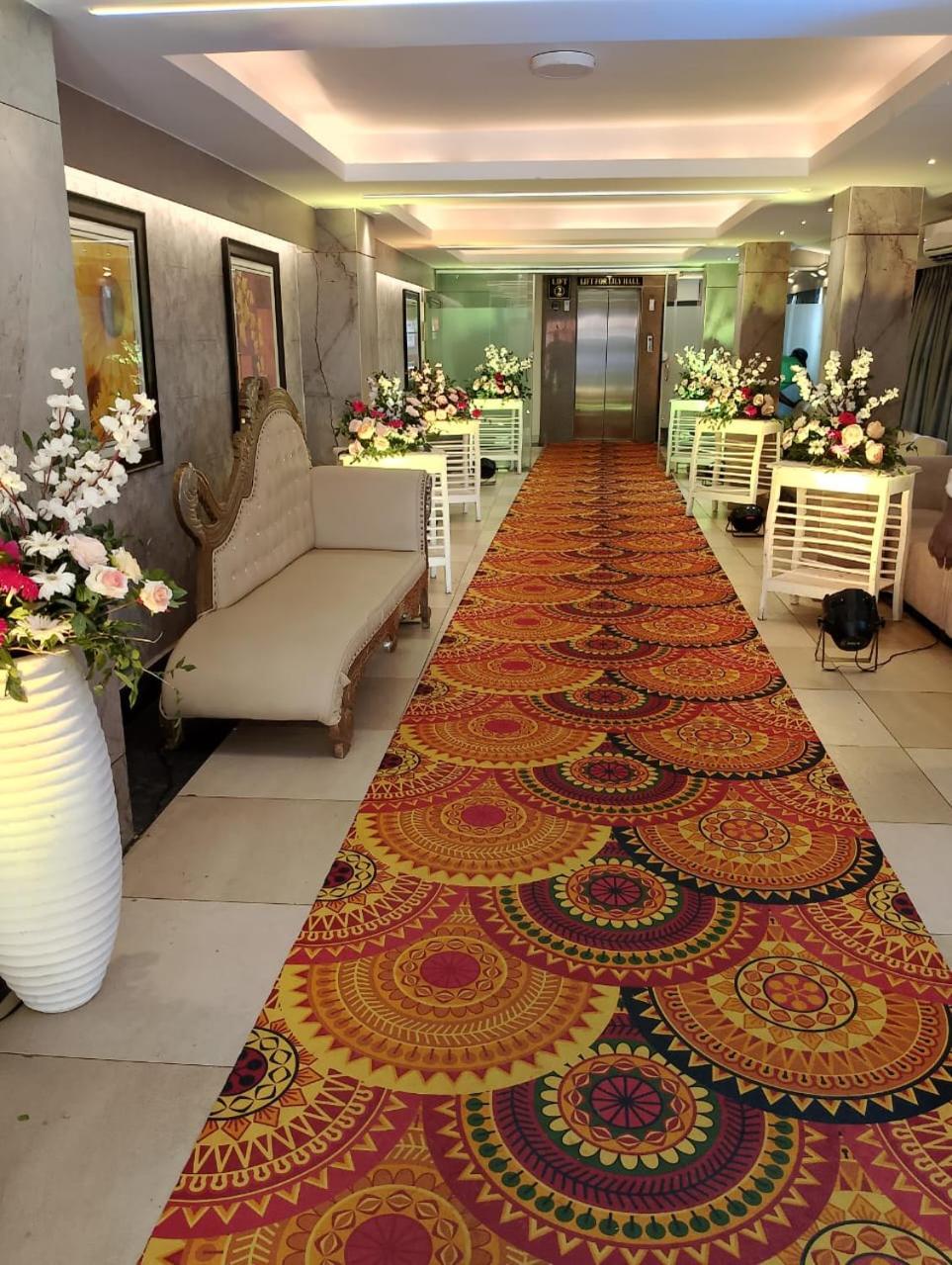 Hotel Pushpak Μπουμπάνεσβαρ Εξωτερικό φωτογραφία