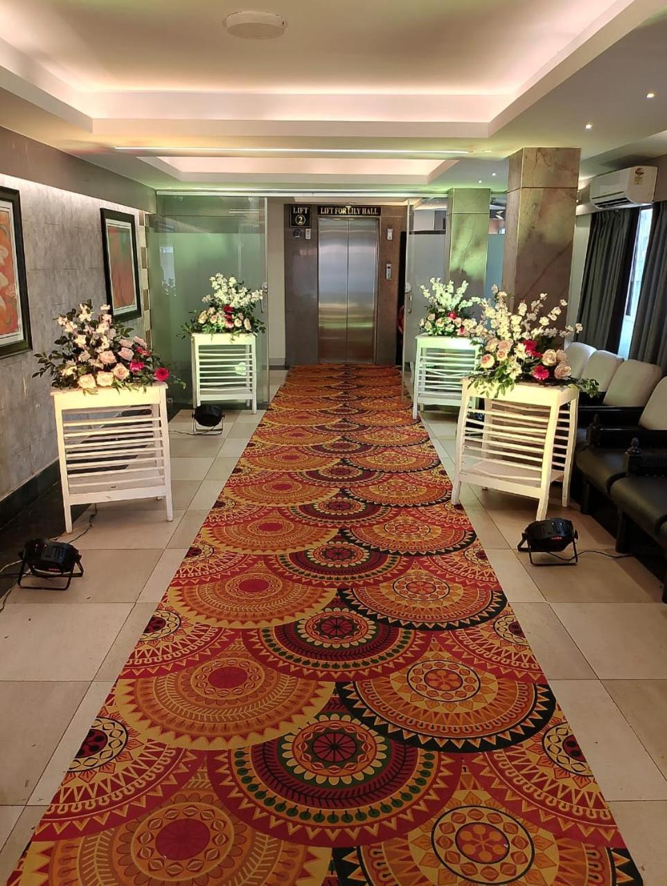 Hotel Pushpak Μπουμπάνεσβαρ Εξωτερικό φωτογραφία